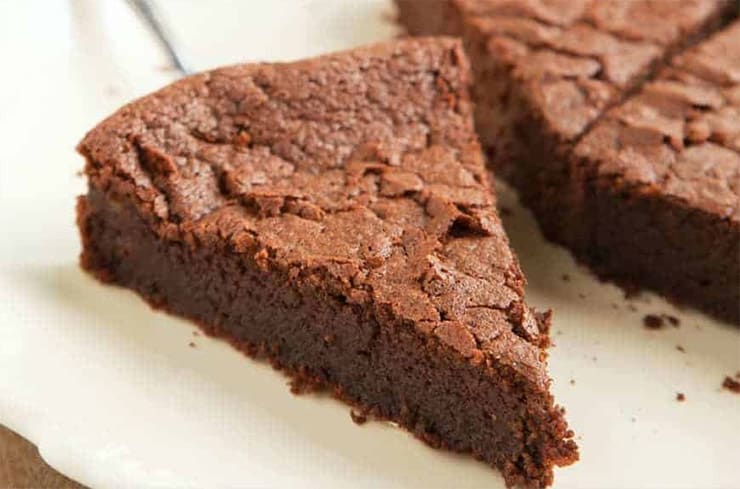 Keto Desserts: Delish Devil’s Food Cake