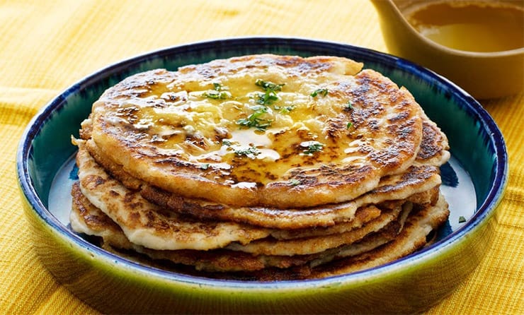 Keto Meals: Beautiful Naan Bread with Garlic Butter