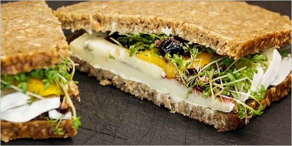 Whole grain egg sandwhich