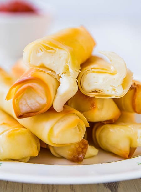 WW String Cheese Snack Ideas: Baked and Faked “Mozzarella” Sticks