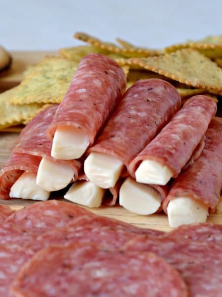 WW String Cheese Snack Ideas: Easy Salami String Cheese Sticks